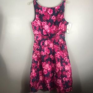 Nwt Jessica Howard woven dress size 10